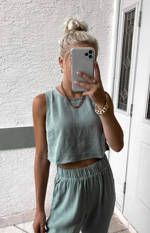 OPEN-WAIST CHIC | TOP AND TROUSERS SET